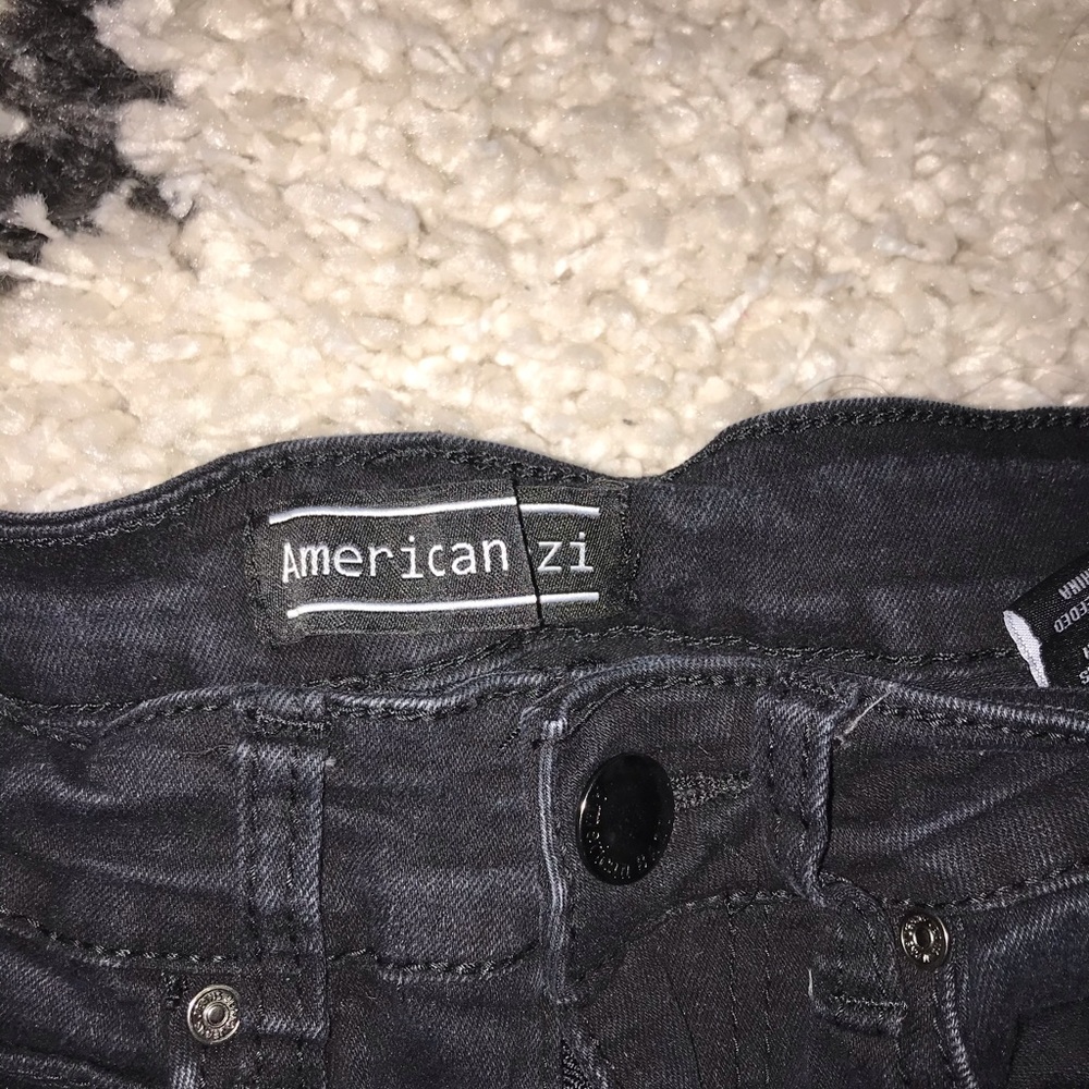 Jeans - Picture 2 of 3